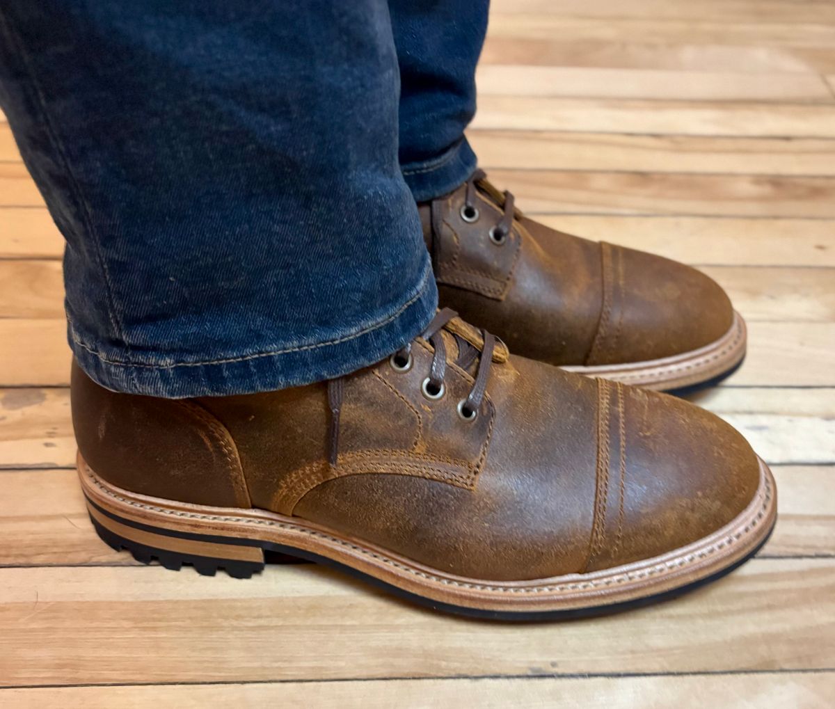 Photo by 2nd_nature on January 1, 2026 of the Parkhurst The Richmond in C.F. Stead Wheatbuck Waxy Commander Suede.