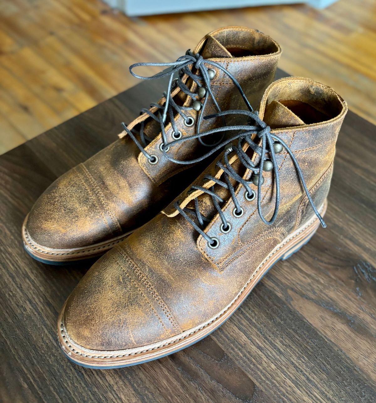 Photo by 2nd_nature on June 3, 2026 of the Parkhurst The Richmond in C.F. Stead Wheatbuck Waxy Commander Suede.