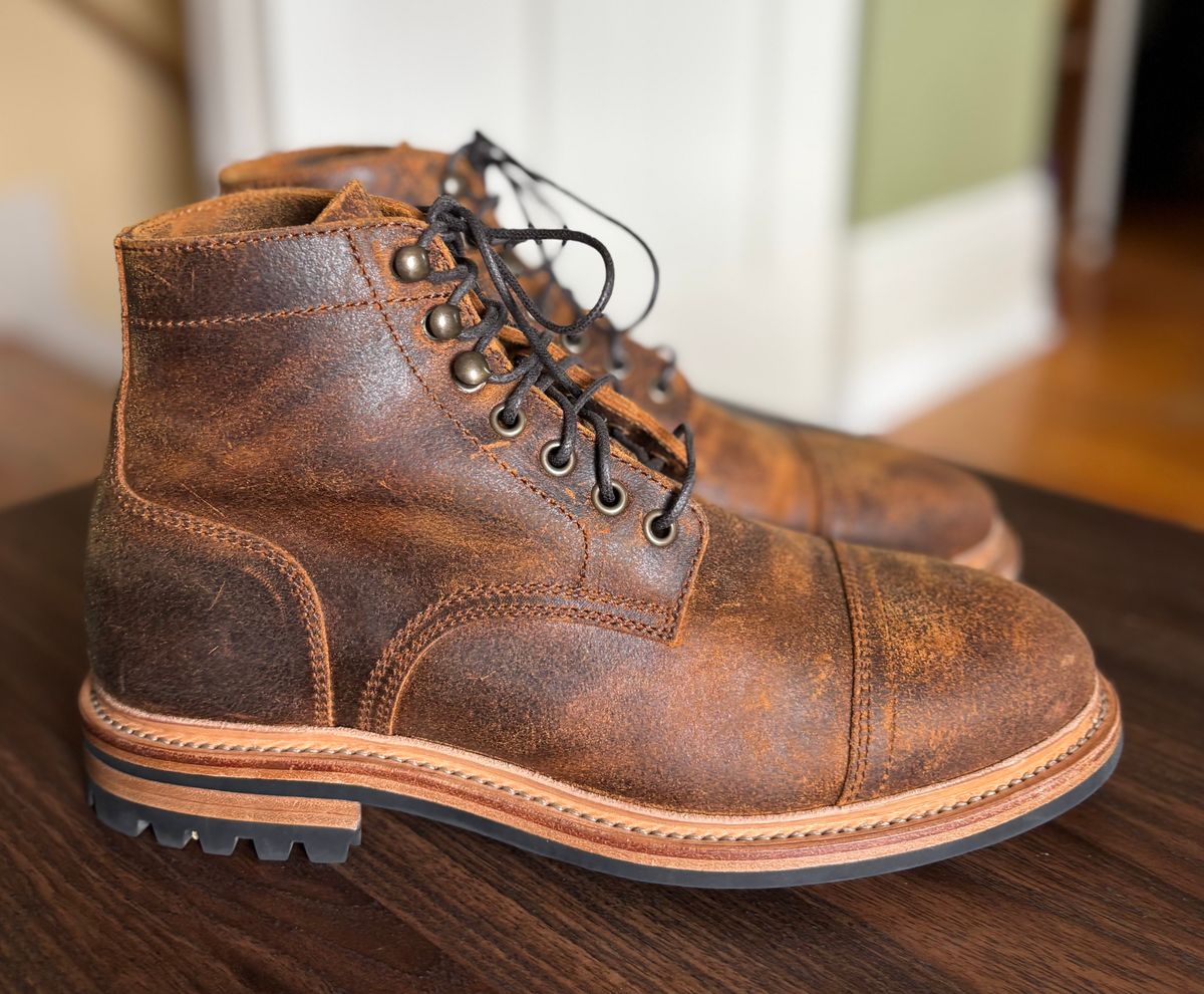 Photo by 2nd_nature on June 3, 2026 of the Parkhurst The Richmond in C.F. Stead Wheatbuck Waxy Commander Suede.