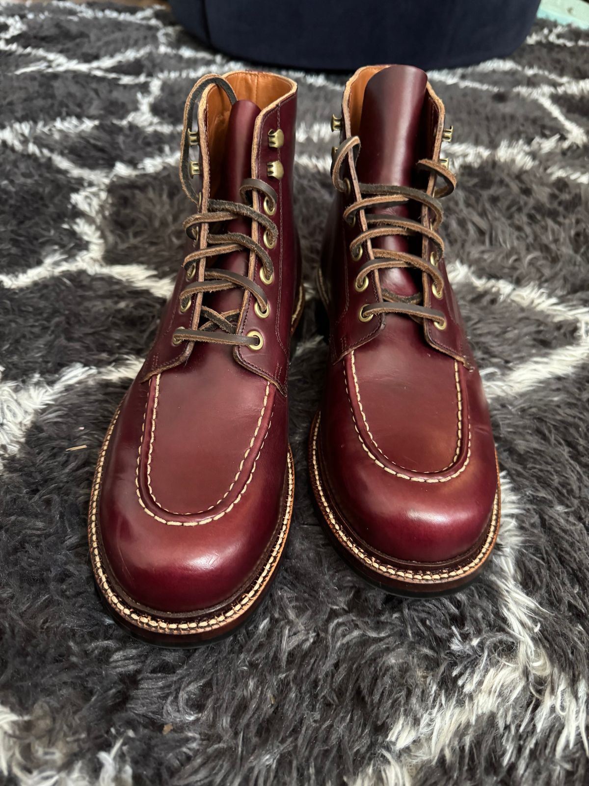 Photo by foughtthelaw on November 6, 2024 of the Grant Stone Brass Boot in Horween Color 8 Chromexcel.