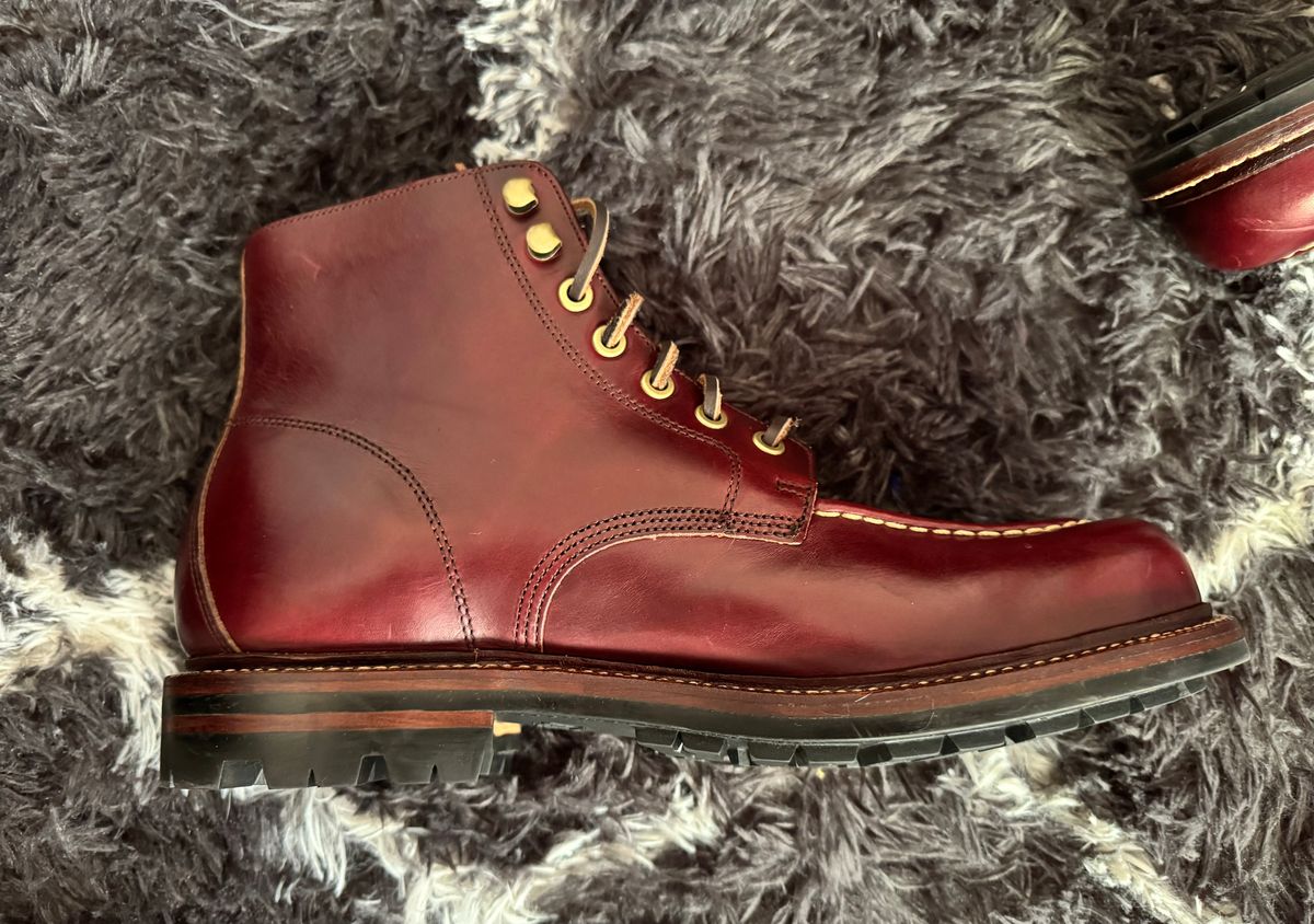 Photo by foughtthelaw on November 6, 2024 of the Grant Stone Brass Boot in Horween Color 8 Chromexcel.