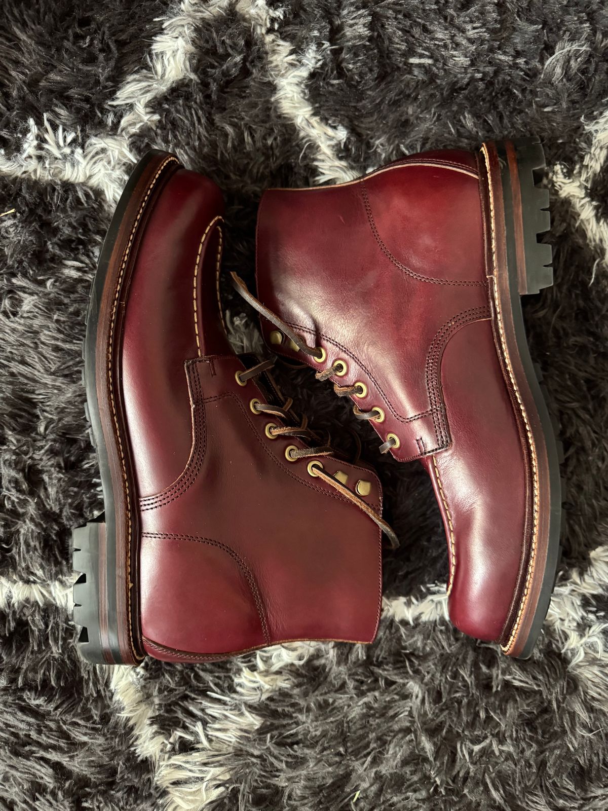 Photo by foughtthelaw on November 6, 2024 of the Grant Stone Brass Boot in Horween Color 8 Chromexcel.