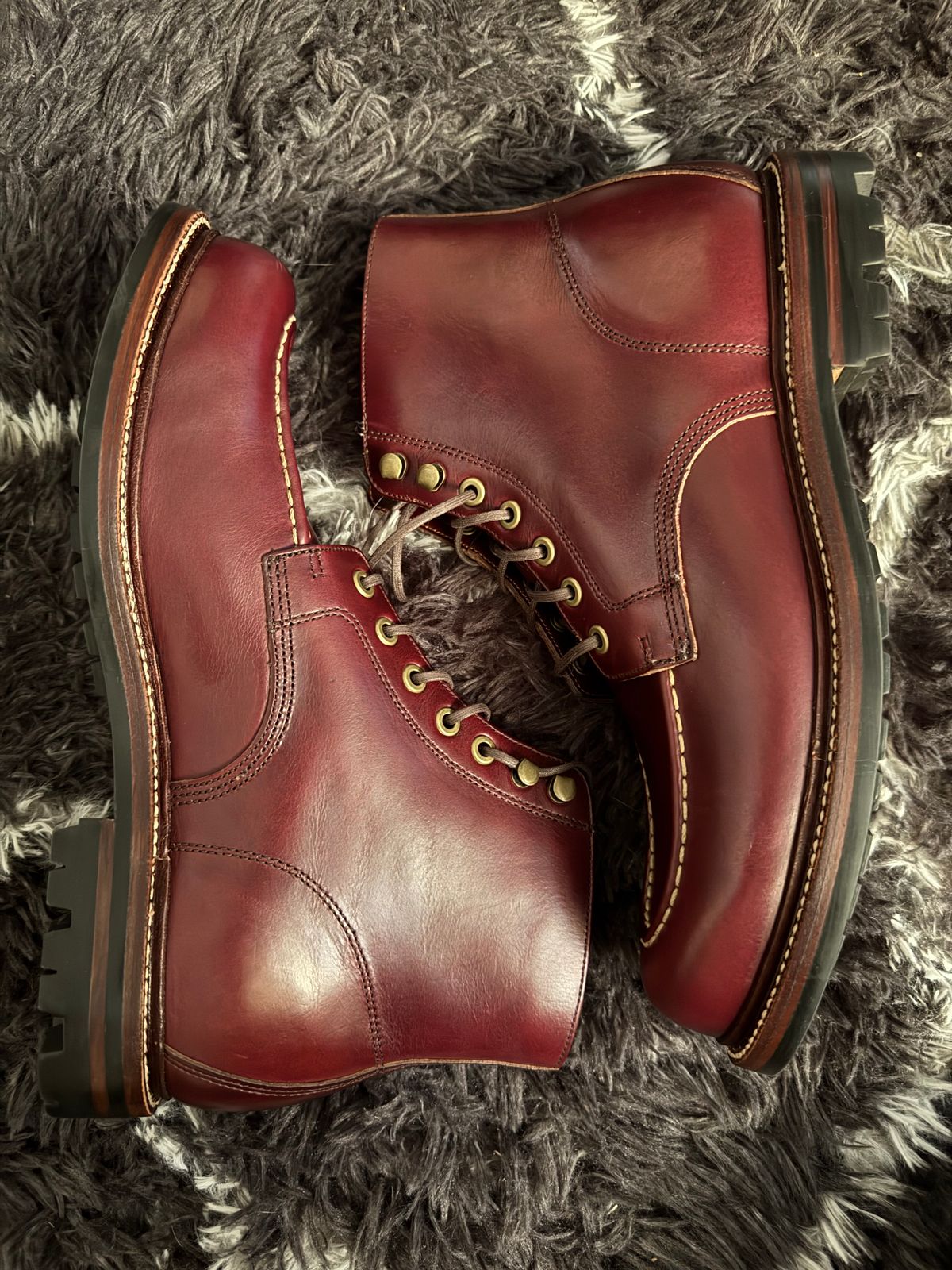 Photo by foughtthelaw on October 25, 2024 of the Grant Stone Brass Boot in Horween Color 8 Chromexcel.
