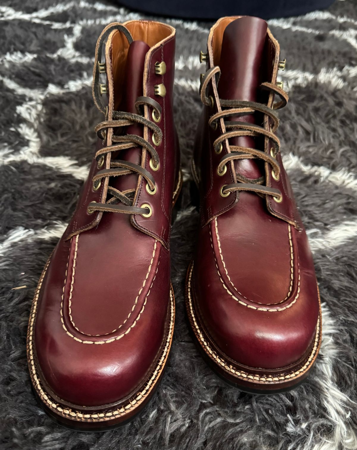Photo by foughtthelaw on October 28, 2024 of the Grant Stone Brass Boot in Horween Color 8 Chromexcel.
