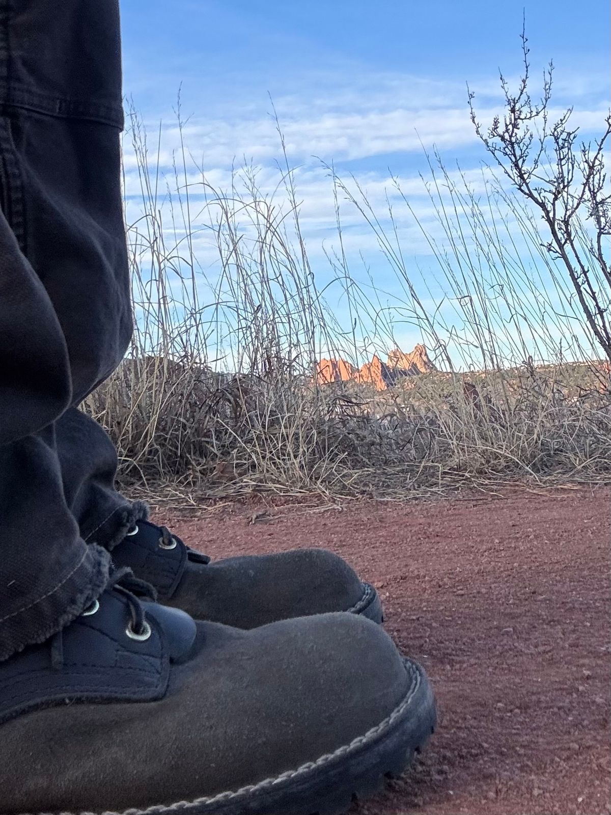 Photo by threepartheart on January 22, 2026 of the Nicks Ridgeline Thurman Zero Drop in 64 Ash Grey.