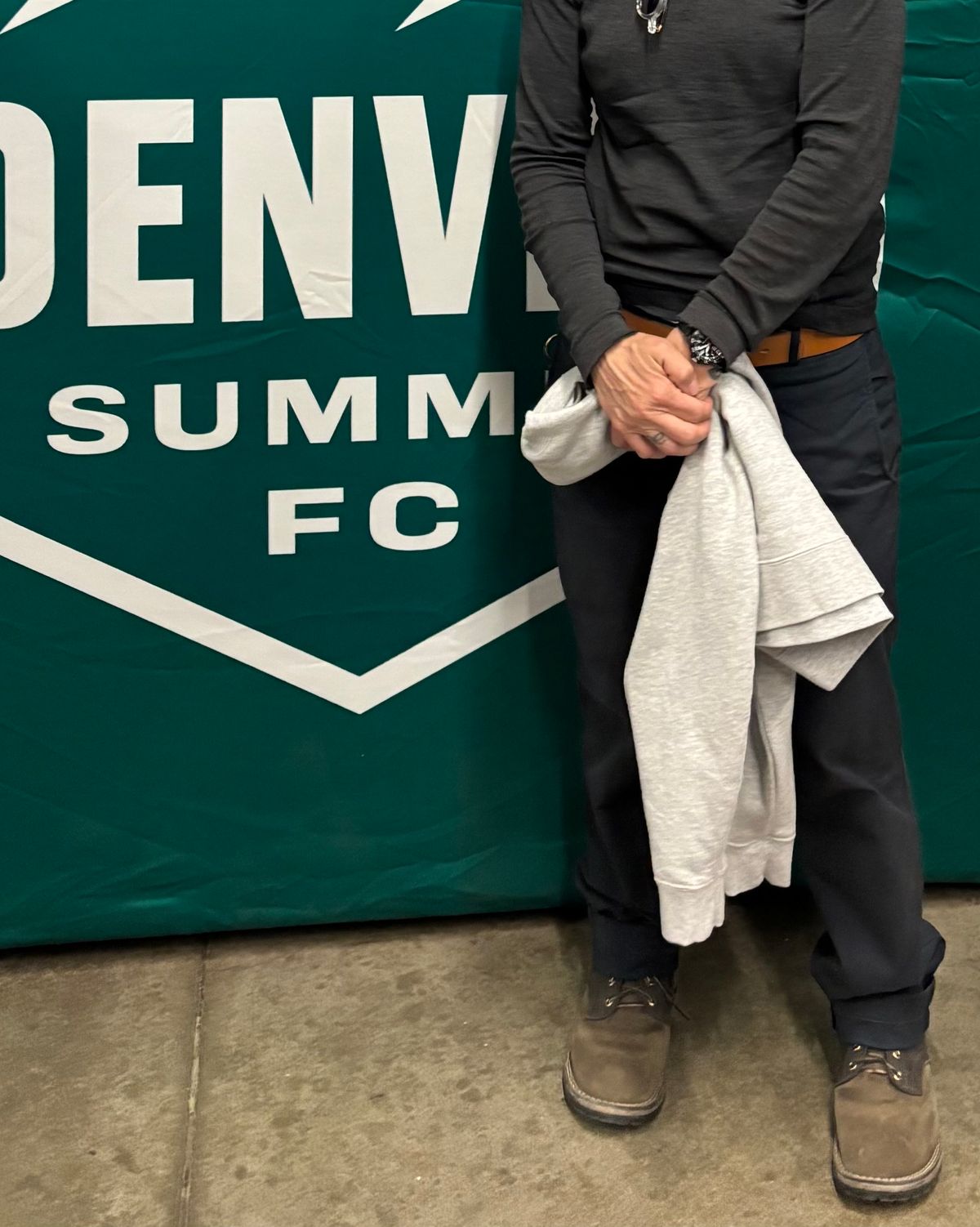 Photo by threepartheart on March 28, 2026 of the Nicks Ridgeline Thurman Zero Drop in 64 Ash Grey.