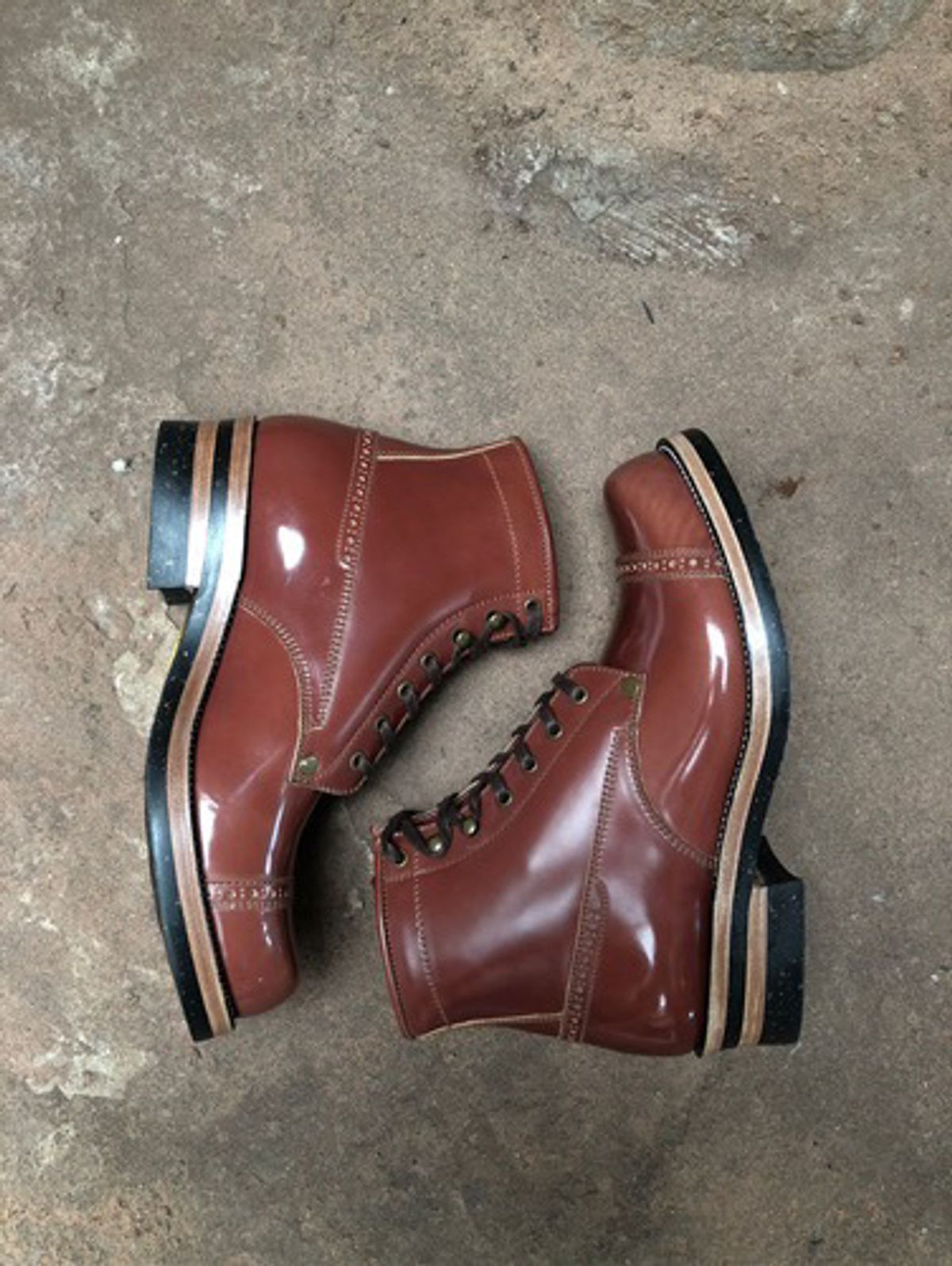 Photo by the_boot_dev on November 5, 2024 of the Kiattoko Old Boy in Shinki Cognac Shell Cordovan.