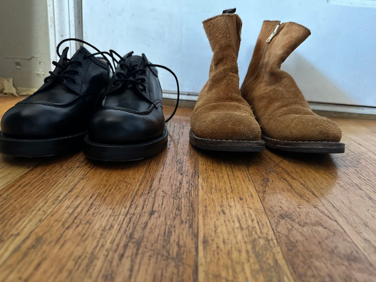 Photo by clausality on September 8, 2025 of the Rolling Dub Trio Casper Boot in Oiled Tobacco Suede.