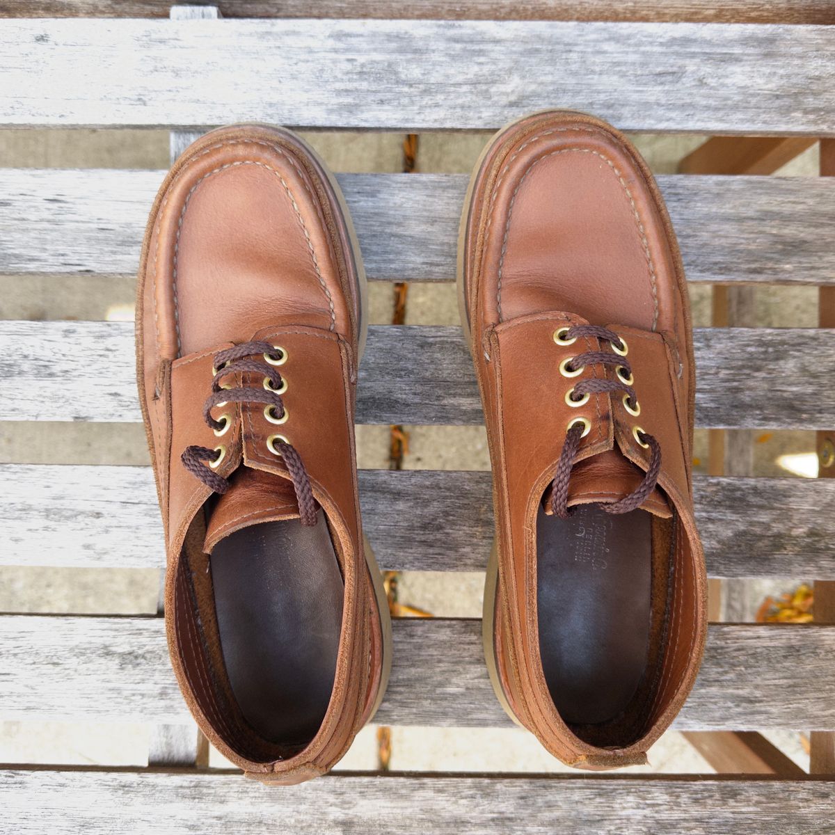 Photo by clausality on November 1, 2025 of the Russell Moccasin Co. Fishing Oxford in Walnut Timberjack.