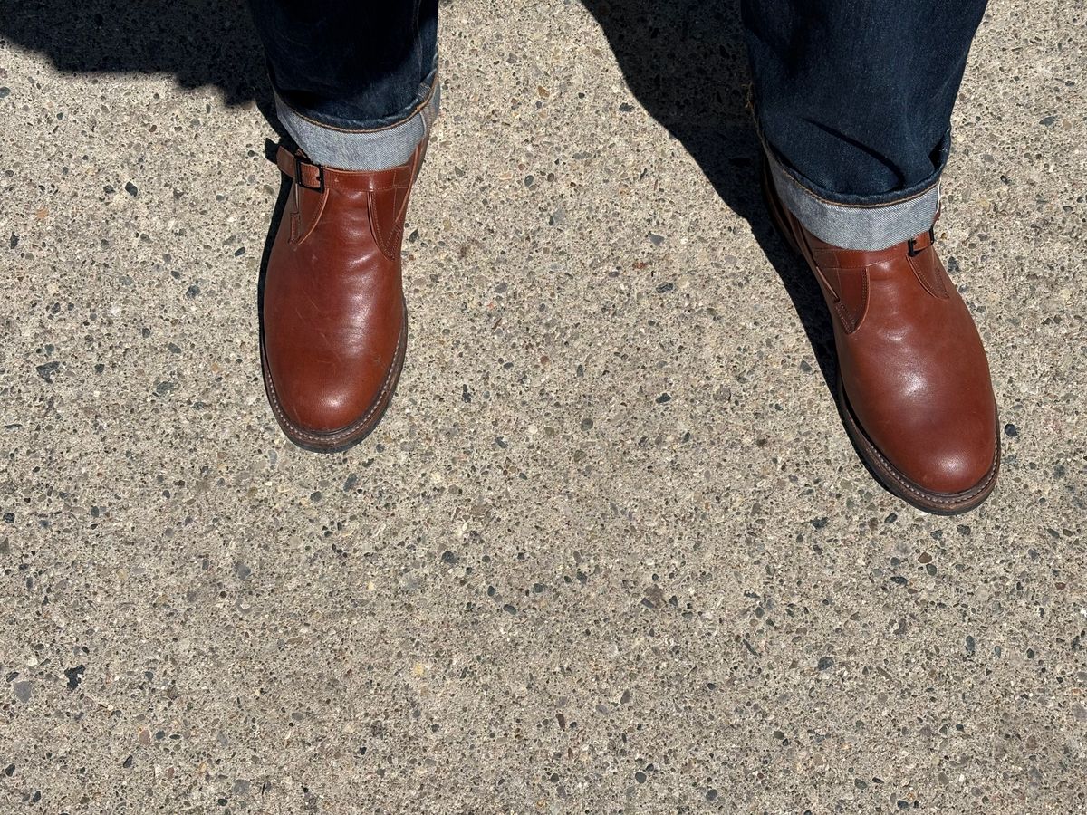 Photo by mulceber on May 8, 2025 of the Eastman Leather Tanker Boots in Russet Brown Horsehide.