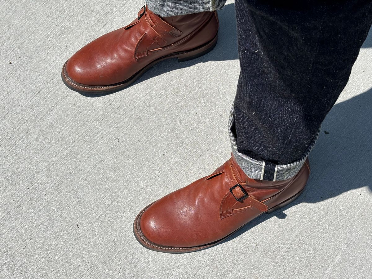 Photo by mulceber on May 14, 2025 of the Eastman Leather Tanker Boots in Russet Brown Horsehide.