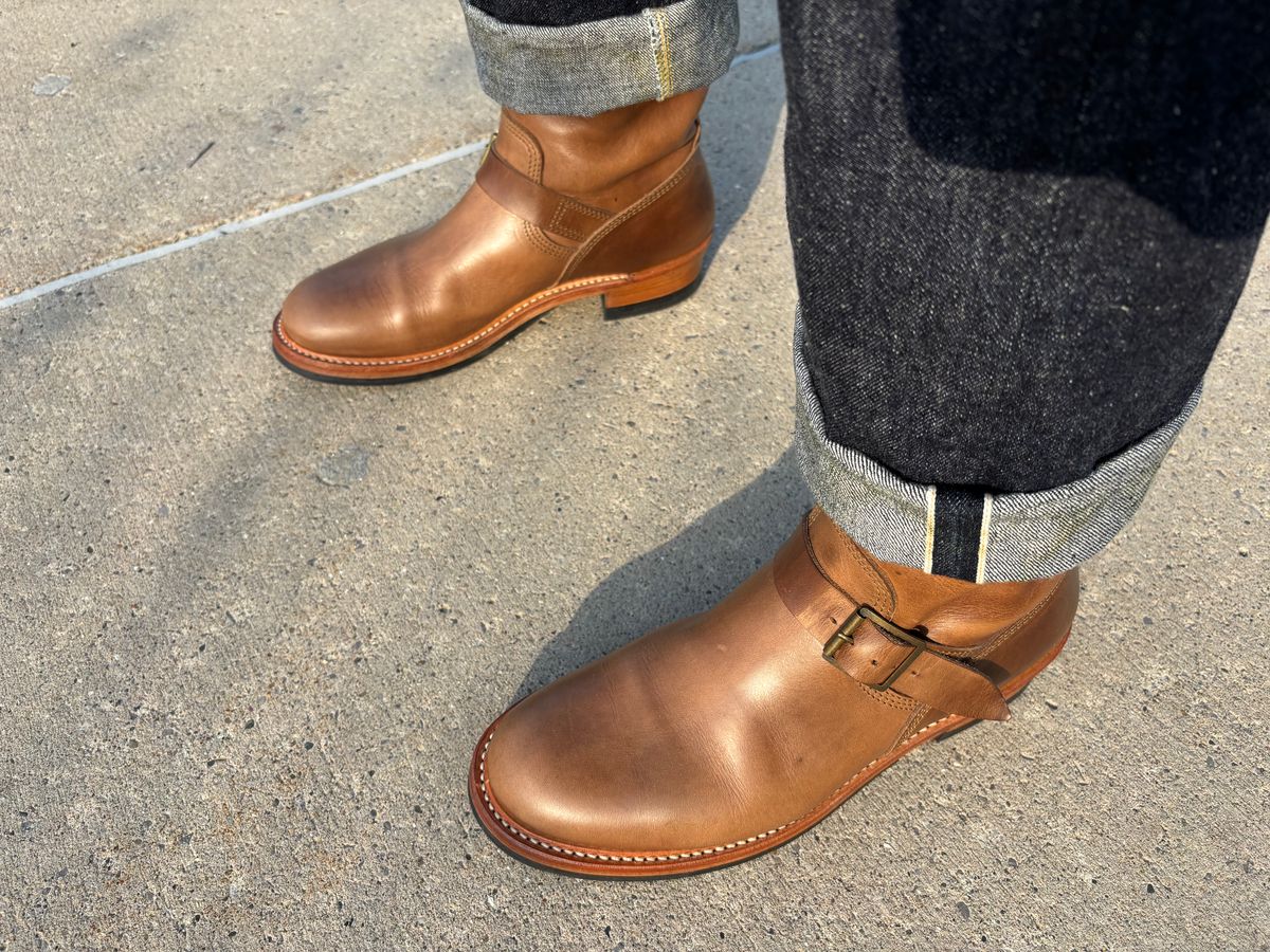 Photo by mulceber on August 5, 2025 of the John Lofgren Wabash Engineer Boots in Horween Natural Chromexcel.