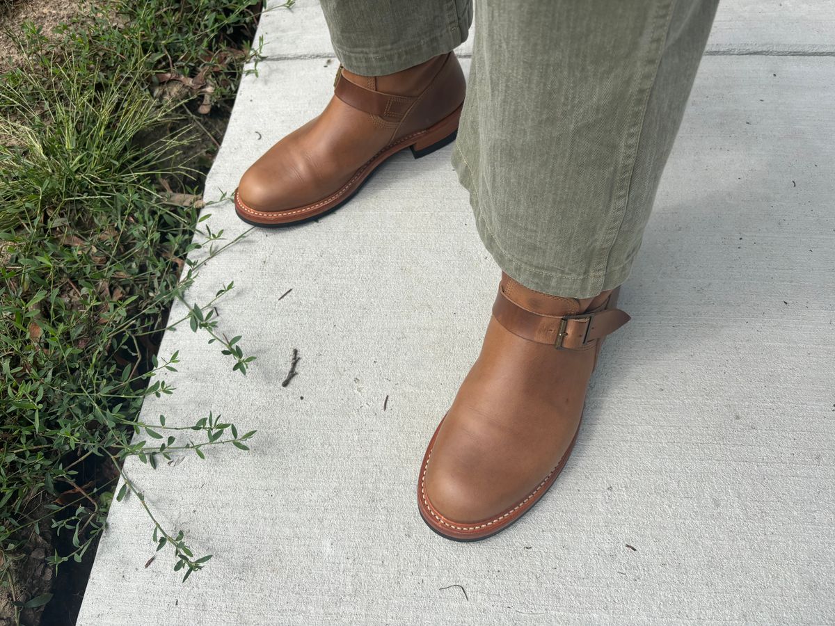 Photo by mulceber on August 16, 2025 of the John Lofgren Wabash Engineer Boots in Horween Natural Chromexcel.