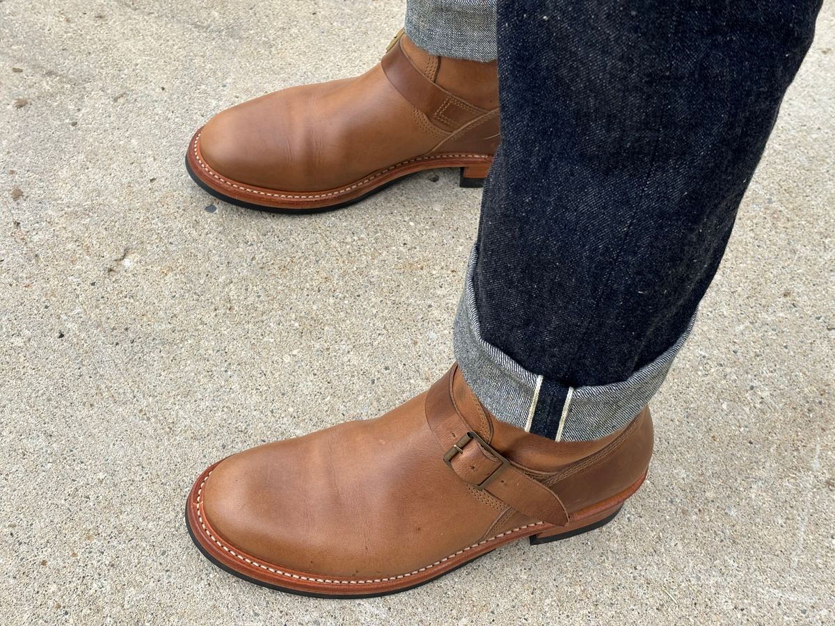 Photo by mulceber on August 21, 2025 of the John Lofgren Wabash Engineer Boots in Horween Natural Chromexcel.