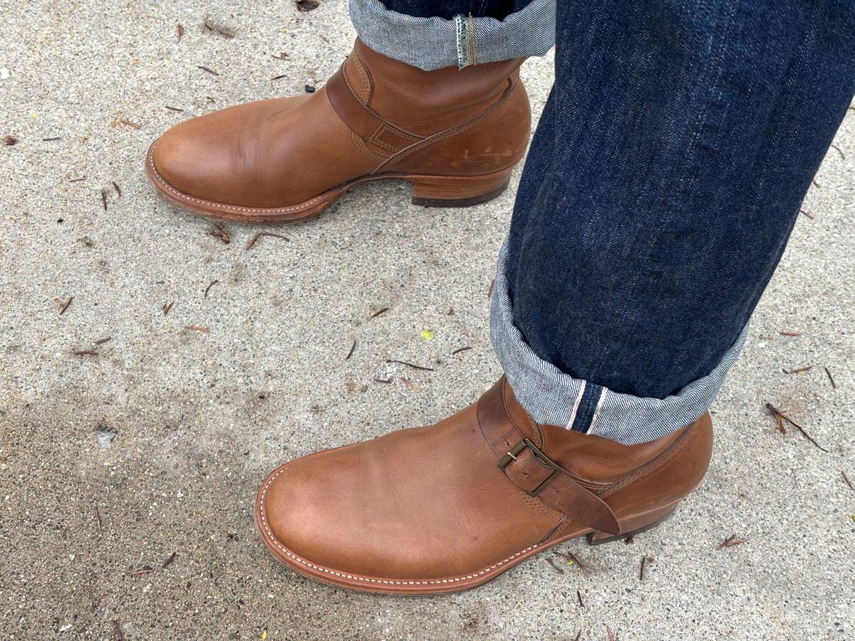 Photo by mulceber on April 18, 2026 of the John Lofgren Wabash Engineer Boots in Horween Natural Chromexcel.