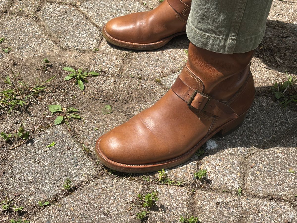 Photo by mulceber on May 11, 2026 of the John Lofgren Wabash Engineer Boots in Horween Natural Chromexcel.