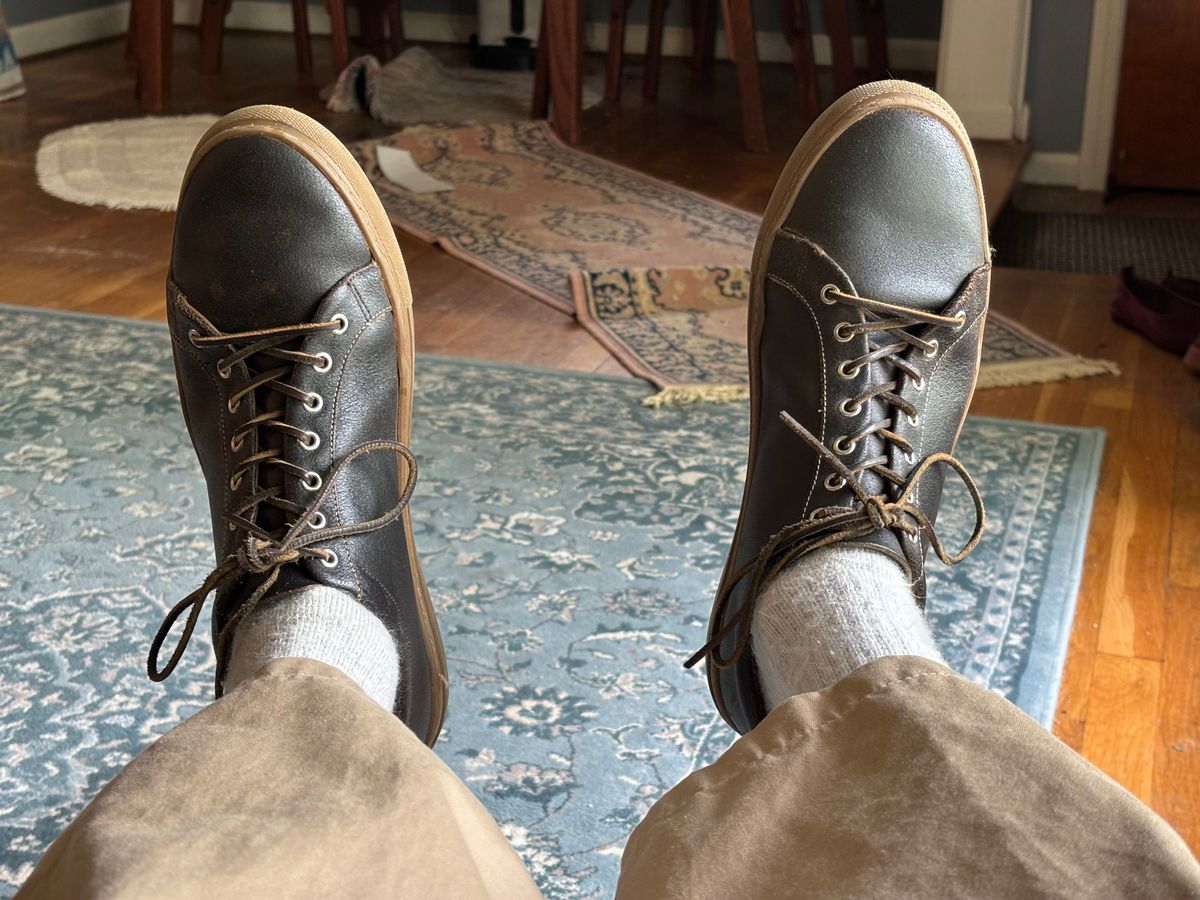 Photo by mulceber on May 12, 2025 of the Thursday Premier Low Top in Horween Waxed Cacao.