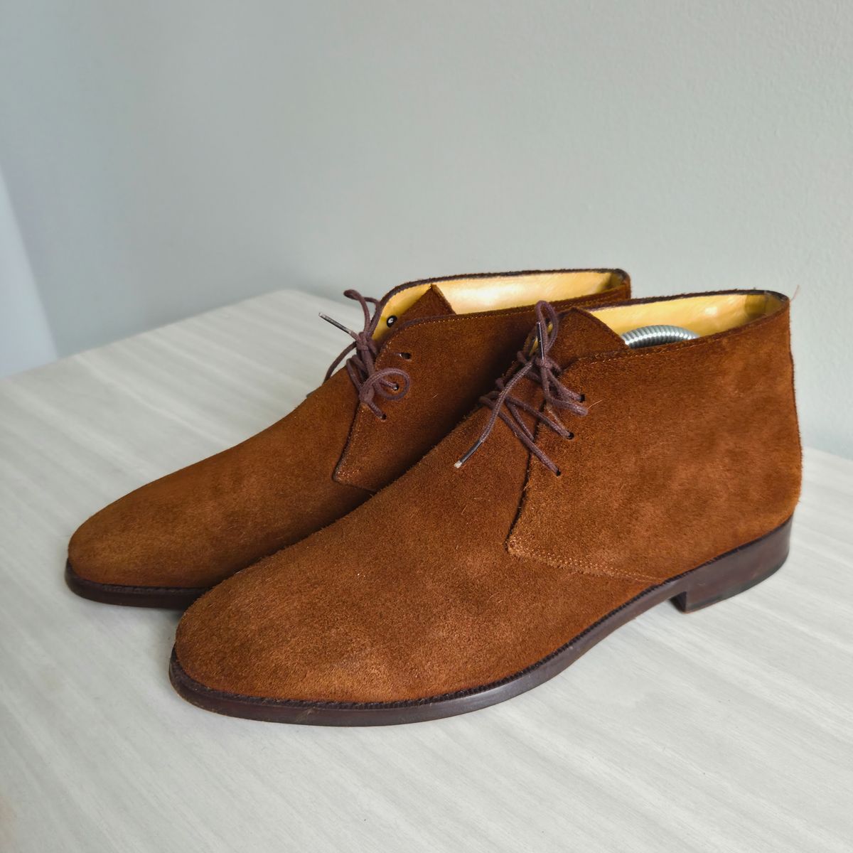 Photo by herculance on March 27, 2026 of the Jack Erwin Henry Chukka Boot in Sciarada Suede.