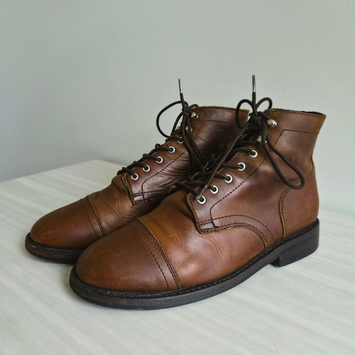 Photo by herculance on April 8, 2026 of the Thursday Captain in Thursday / Burnt Copper Rugged and Resilient.