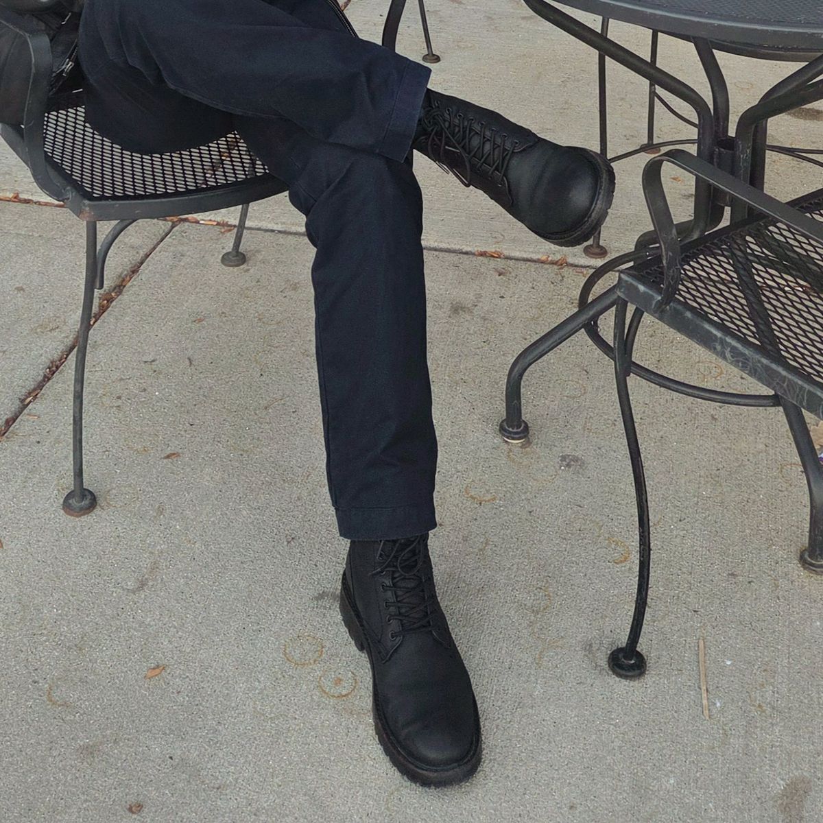 Photo by herculance on November 23, 2025 of the Thursday Thursday / Hero in Black Matte Rugged & Resilient.