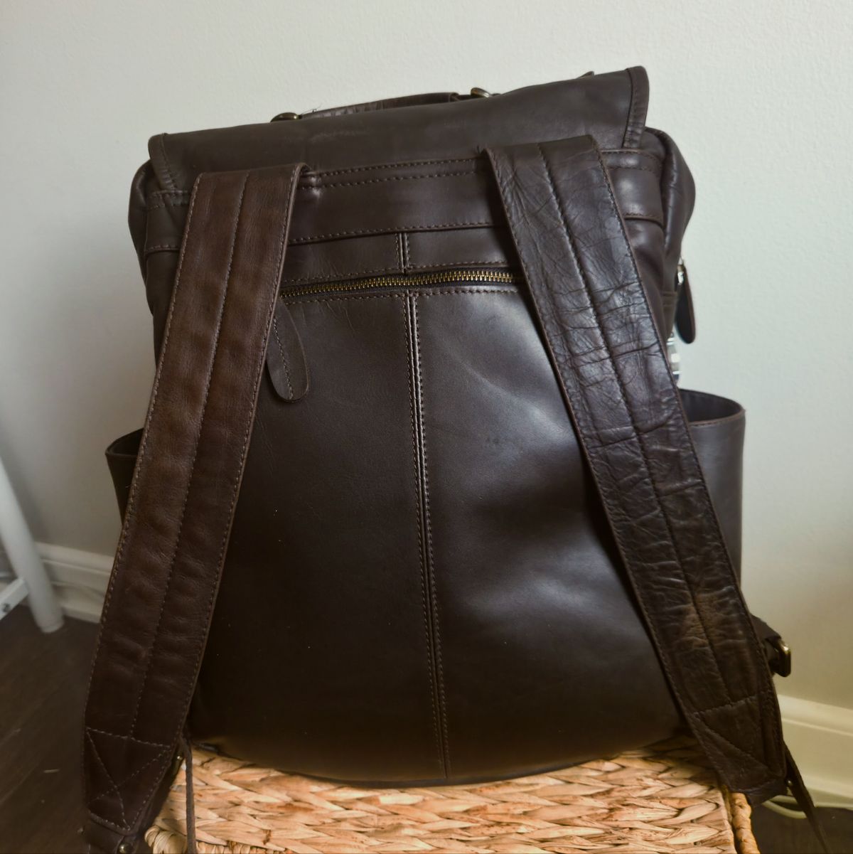 Photo by herculance on March 27, 2026 of the Mahi Leather The City Backpack in Vegetable-Tanned Indian Cowhide.