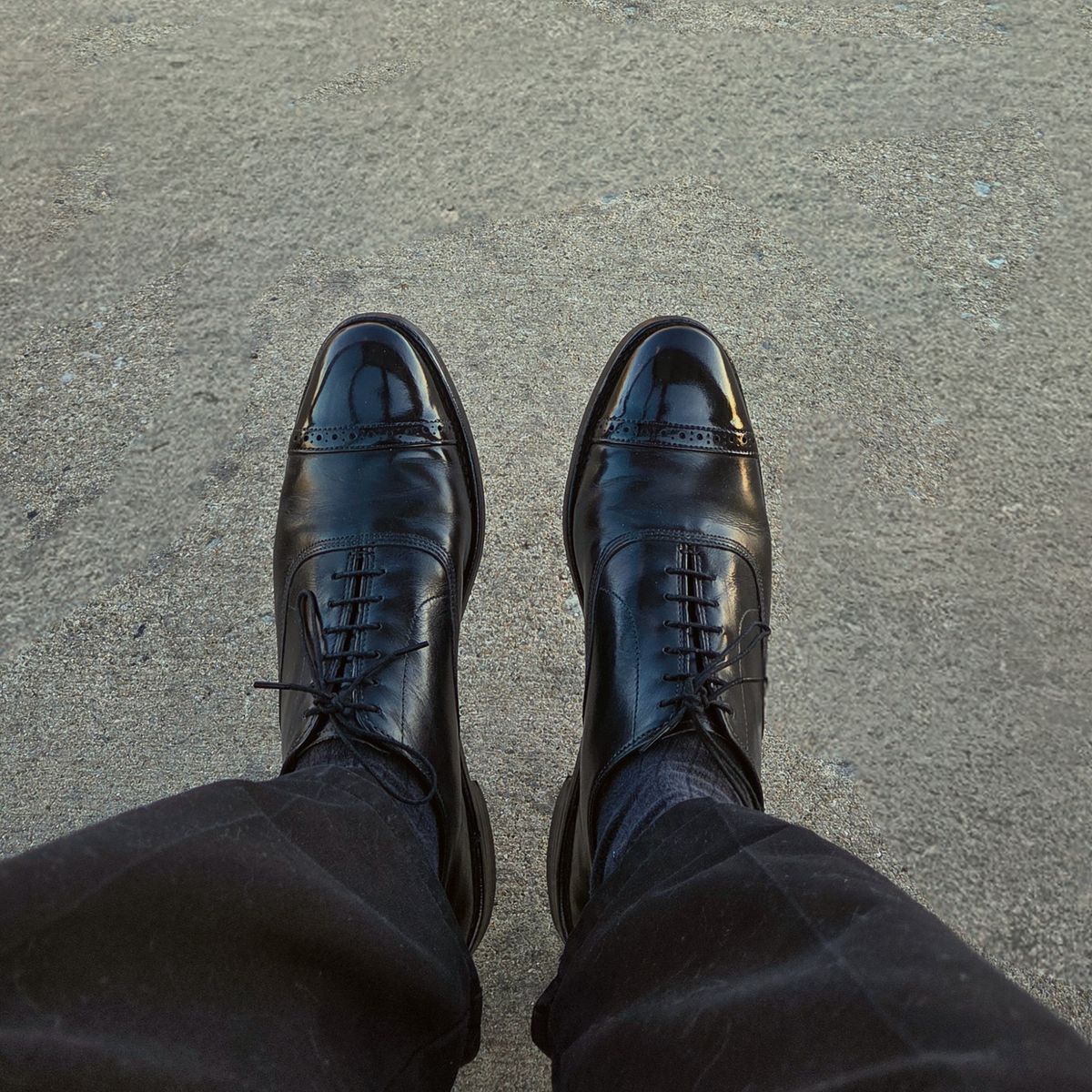 Photo by herculance on March 9, 2026 of the Allen Edmonds Park Avenue in Black Calfskin.