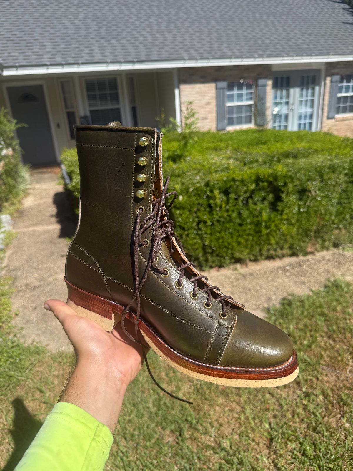 Photo by AlmightyRacko on October 20, 2025 of the Imperium LTT Monkey in Horween Olive Chromepak.