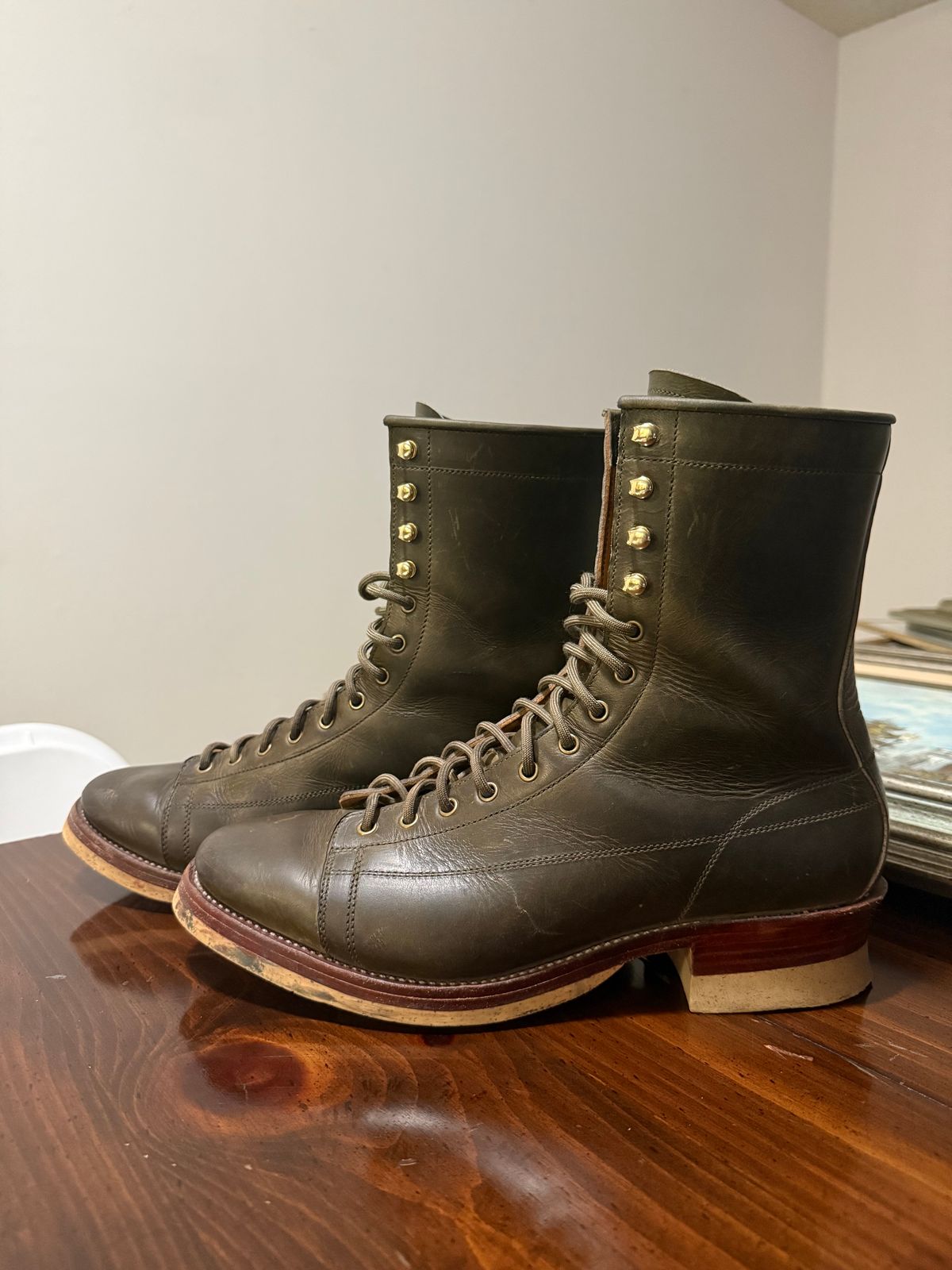 Photo by AlmightyRacko on December 5, 2025 of the Imperium LTT Monkey in Horween Olive Chromepak.