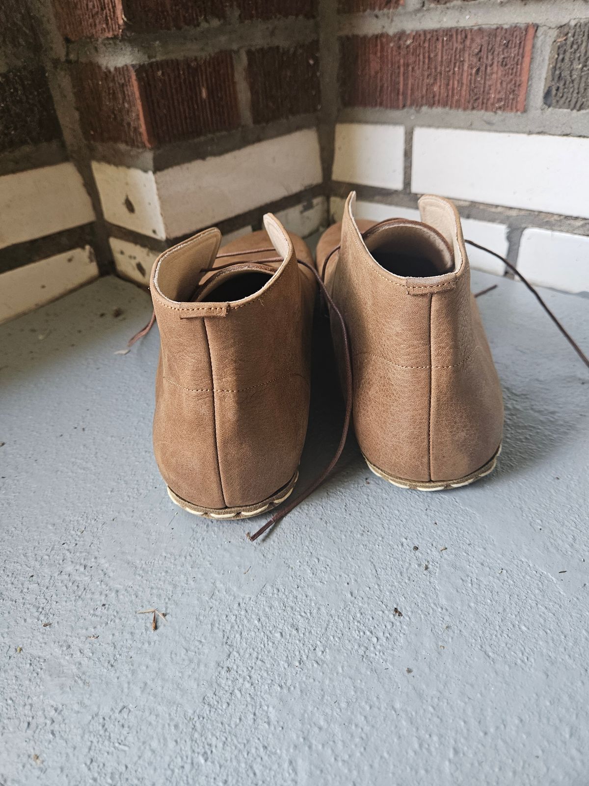 Photo by luekenator on October 1, 2025 of the Atlantis Handmade Shoes Oxford Barefoot Ankle Boots in Zaragoza Brown.