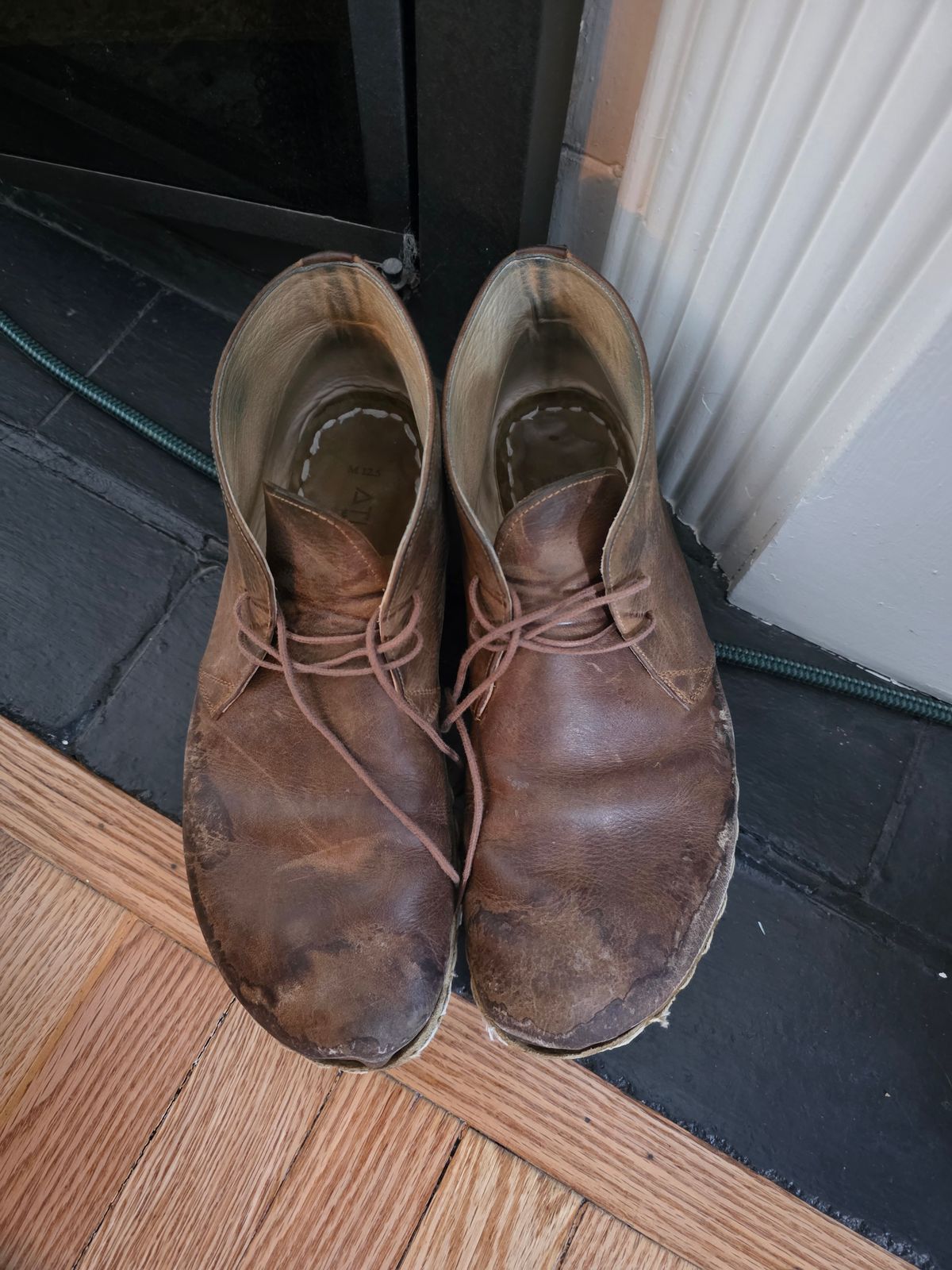 Photo by luekenator on February 4, 2026 of the Atlantis Handmade Shoes Oxford Barefoot Ankle Boots in Zaragoza Brown.