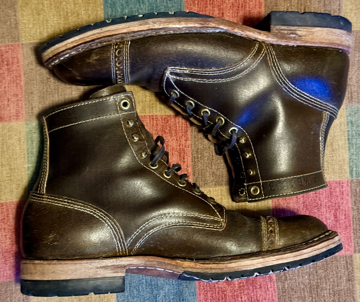 Photo by wk on January 6, 2026 of the White's MP-Sherman Toe Cap in Horween Olive Waxed Flesh.