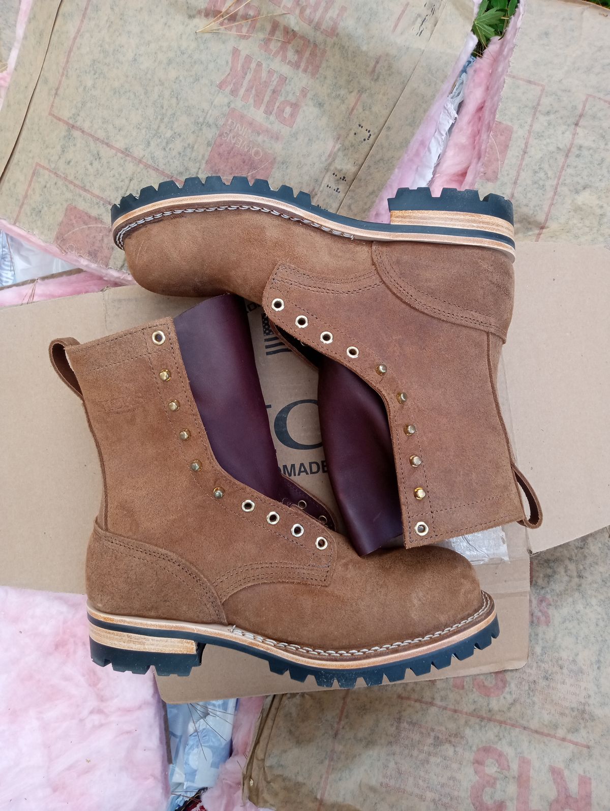 Photo by bootsndogs on October 1, 2024 of the Nicks BuilderPro in Seidel 1964 Brown Roughout.