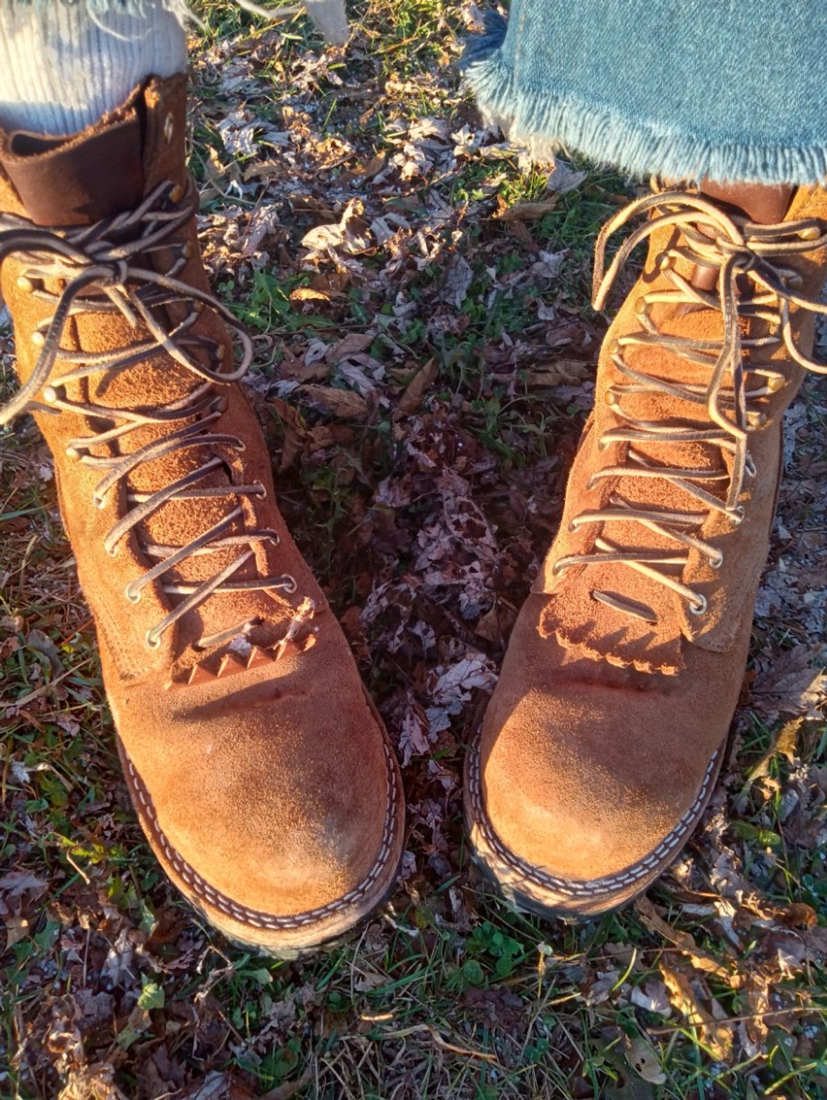 Photo by bootsndogs on December 6, 2024 of the Nicks BuilderPro in Seidel 1964 Brown Roughout.