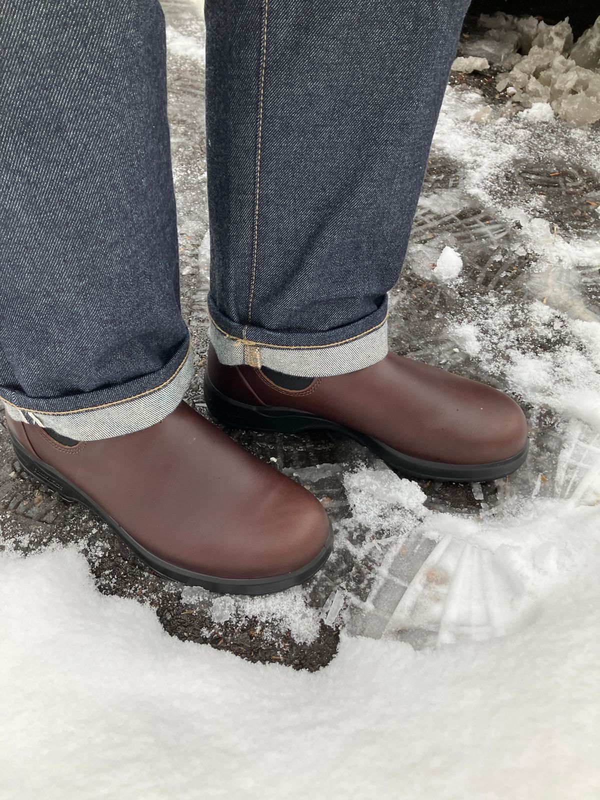 Photo by maru on March 15, 2025 of the Blundstone All TERRAIN in Blundstone / Cocoa Brown.