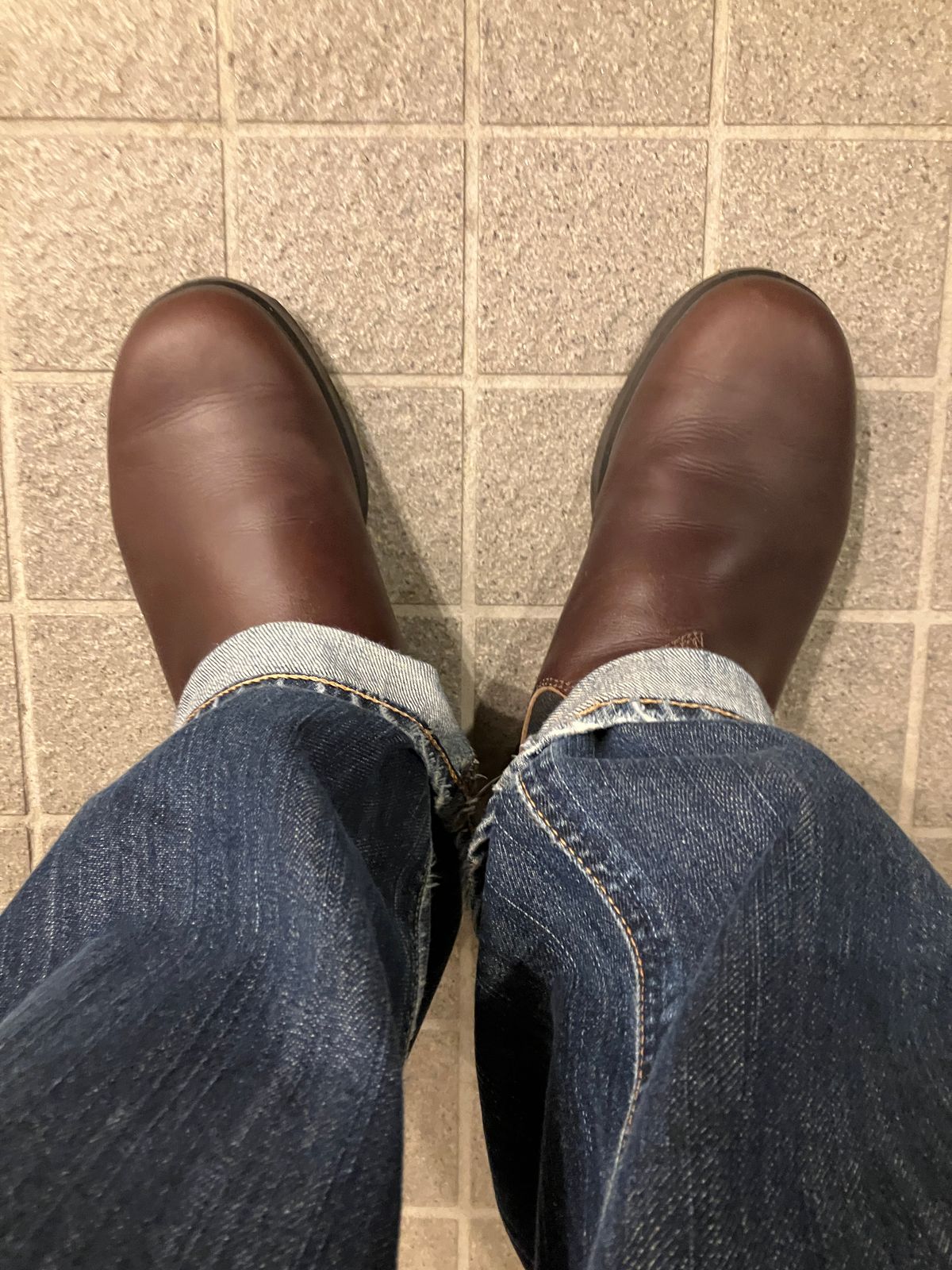 Photo by maru on April 2, 2025 of the Blundstone All TERRAIN in Blundstone / Cocoa Brown.