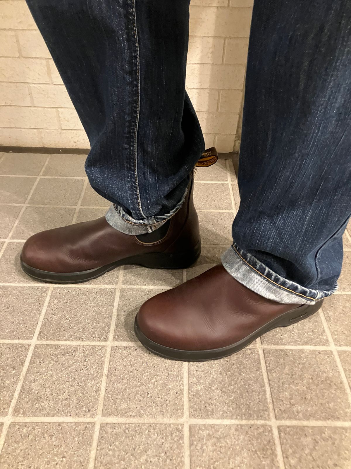 Photo by maru on April 2, 2025 of the Blundstone All TERRAIN in Blundstone / Cocoa Brown.