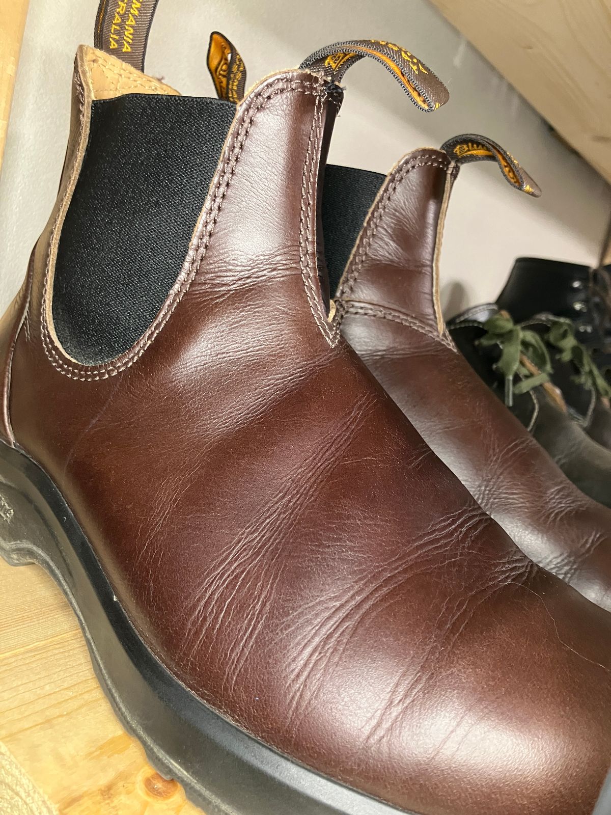 Photo by maru on May 5, 2025 of the Blundstone All TERRAIN in Blundstone / Cocoa Brown.