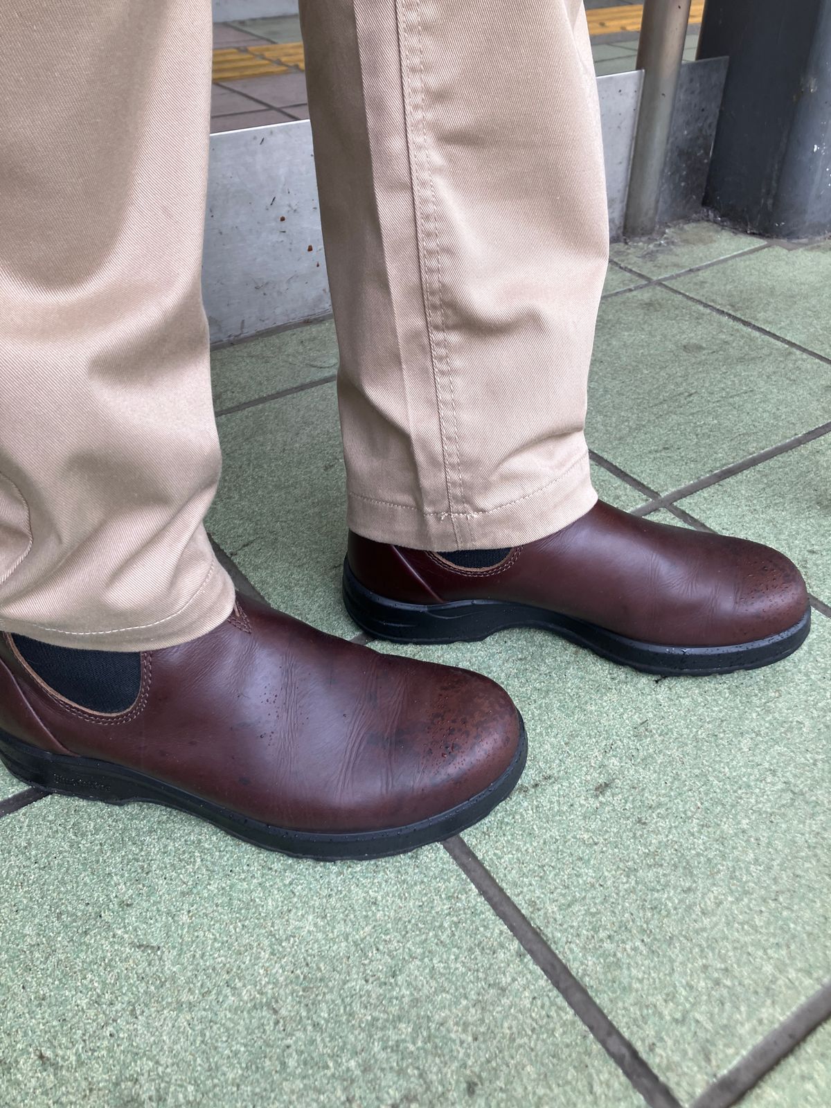 Photo by maru on April 23, 2025 of the Blundstone All TERRAIN in Blundstone / Cocoa Brown.