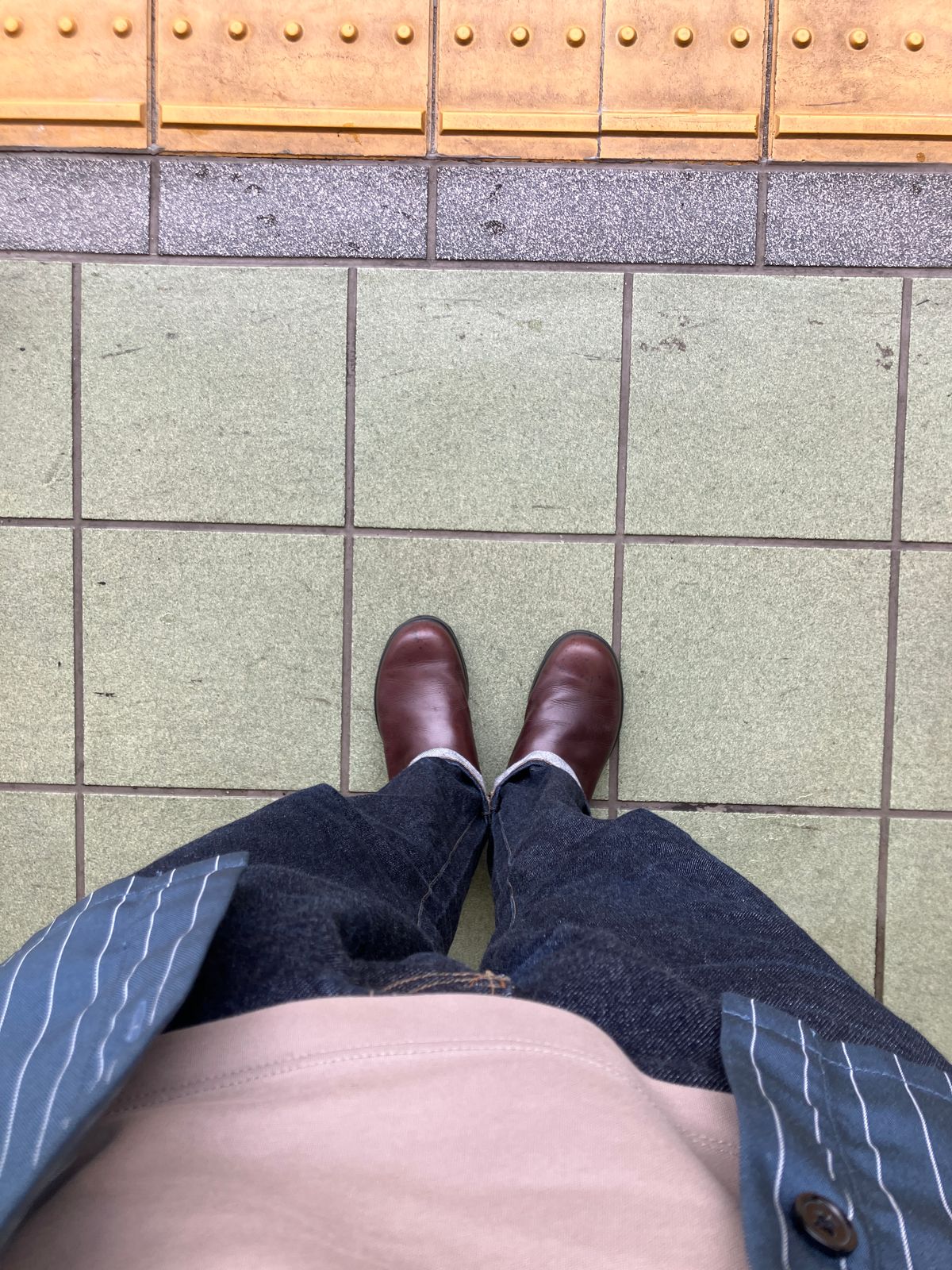 Photo by maru on June 10, 2025 of the Blundstone All TERRAIN in Blundstone / Cocoa Brown.