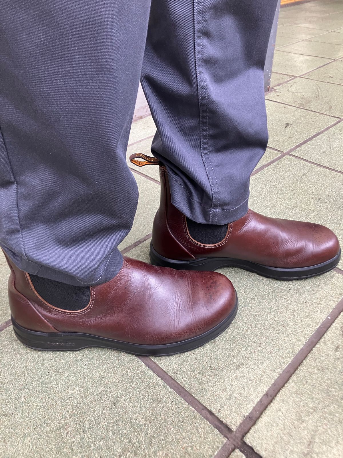Photo by maru on July 14, 2025 of the Blundstone All TERRAIN in Blundstone / Cocoa Brown.