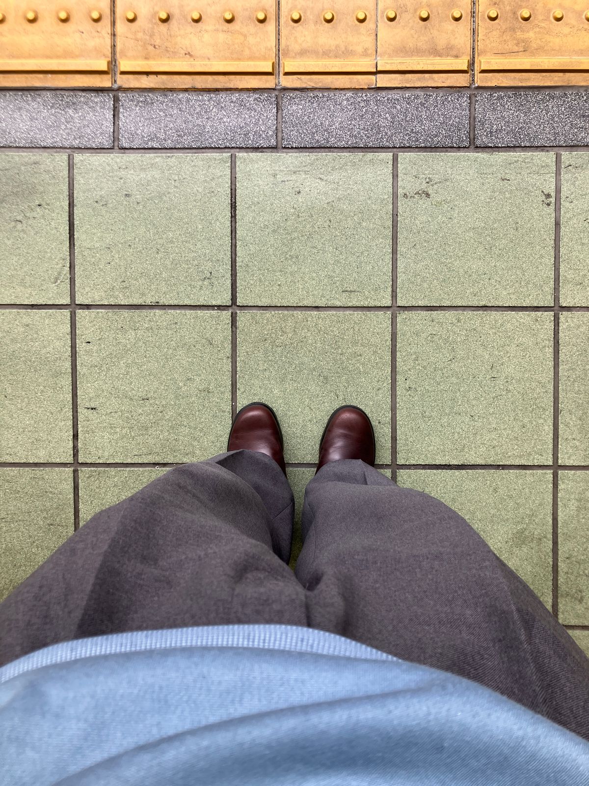Photo by maru on May 30, 2025 of the Blundstone All TERRAIN in Blundstone / Cocoa Brown.