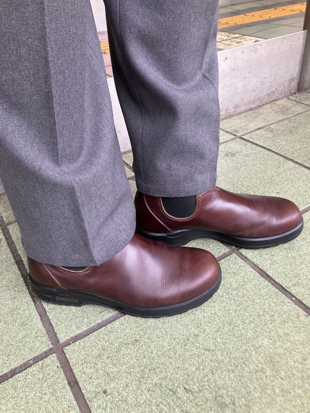 Photo by maru on May 30, 2025 of the Blundstone All TERRAIN in Blundstone / Cocoa Brown.
