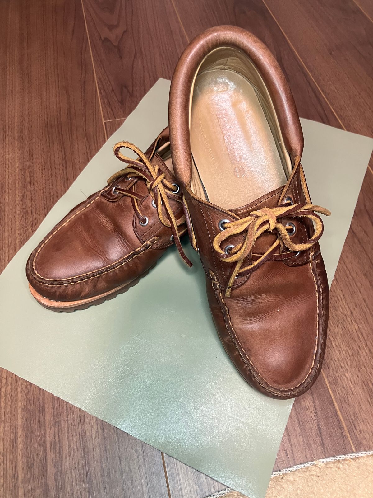 Photo by maru on December 19, 2024 of the Timberland 3eye Classic Lug in Full Grain Leather Brown.