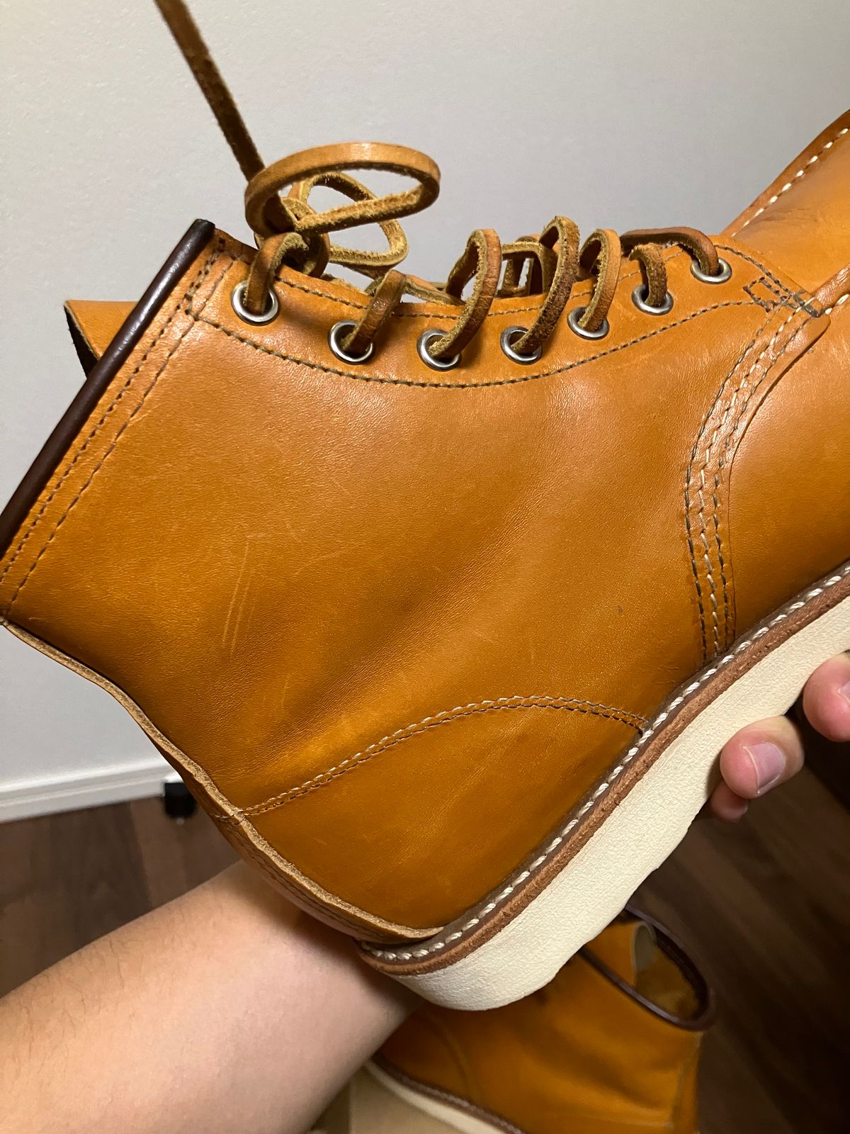 Photo by maru on September 20, 2024 of the Red Wing 6-Inch Classic Moc in S.B. Foot Sequoia Gold Russet.