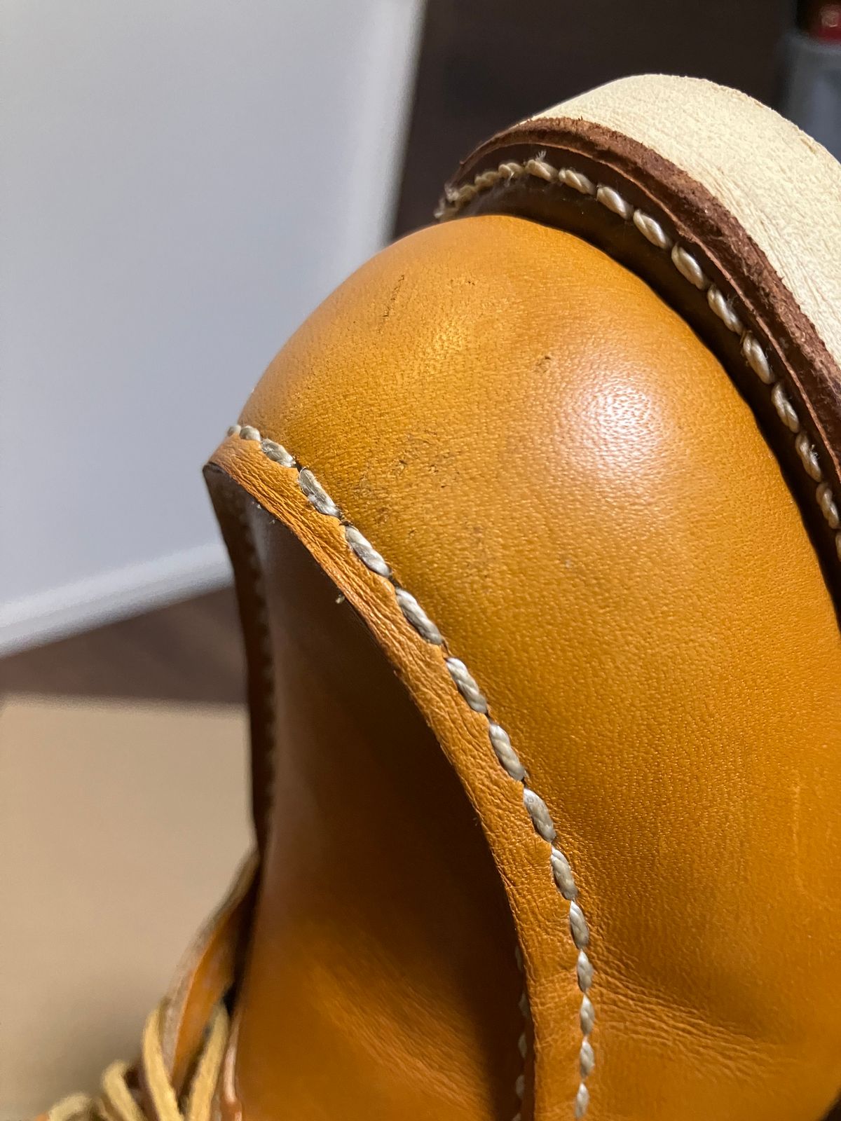 Photo by maru on September 20, 2024 of the Red Wing 6-Inch Classic Moc in S.B. Foot Sequoia Gold Russet.