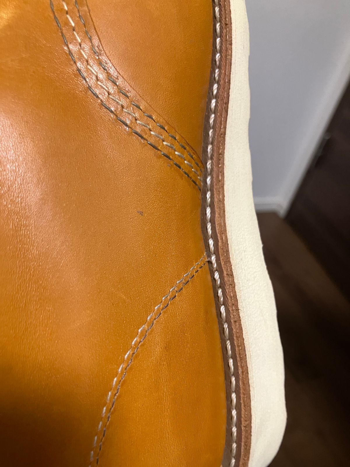 Photo by maru on September 20, 2024 of the Red Wing 6-Inch Classic Moc in S.B. Foot Sequoia Gold Russet.