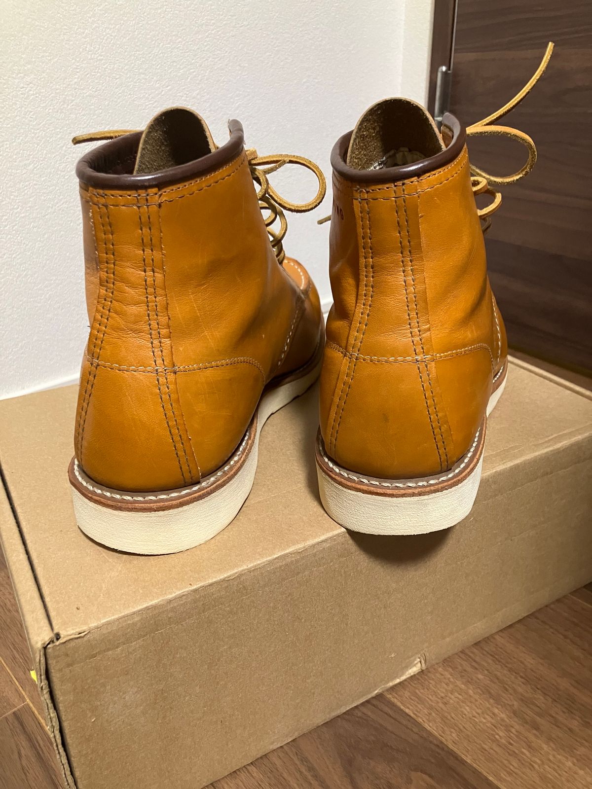 Photo by maru on September 20, 2024 of the Red Wing 6-Inch Classic Moc in S.B. Foot Sequoia Gold Russet.