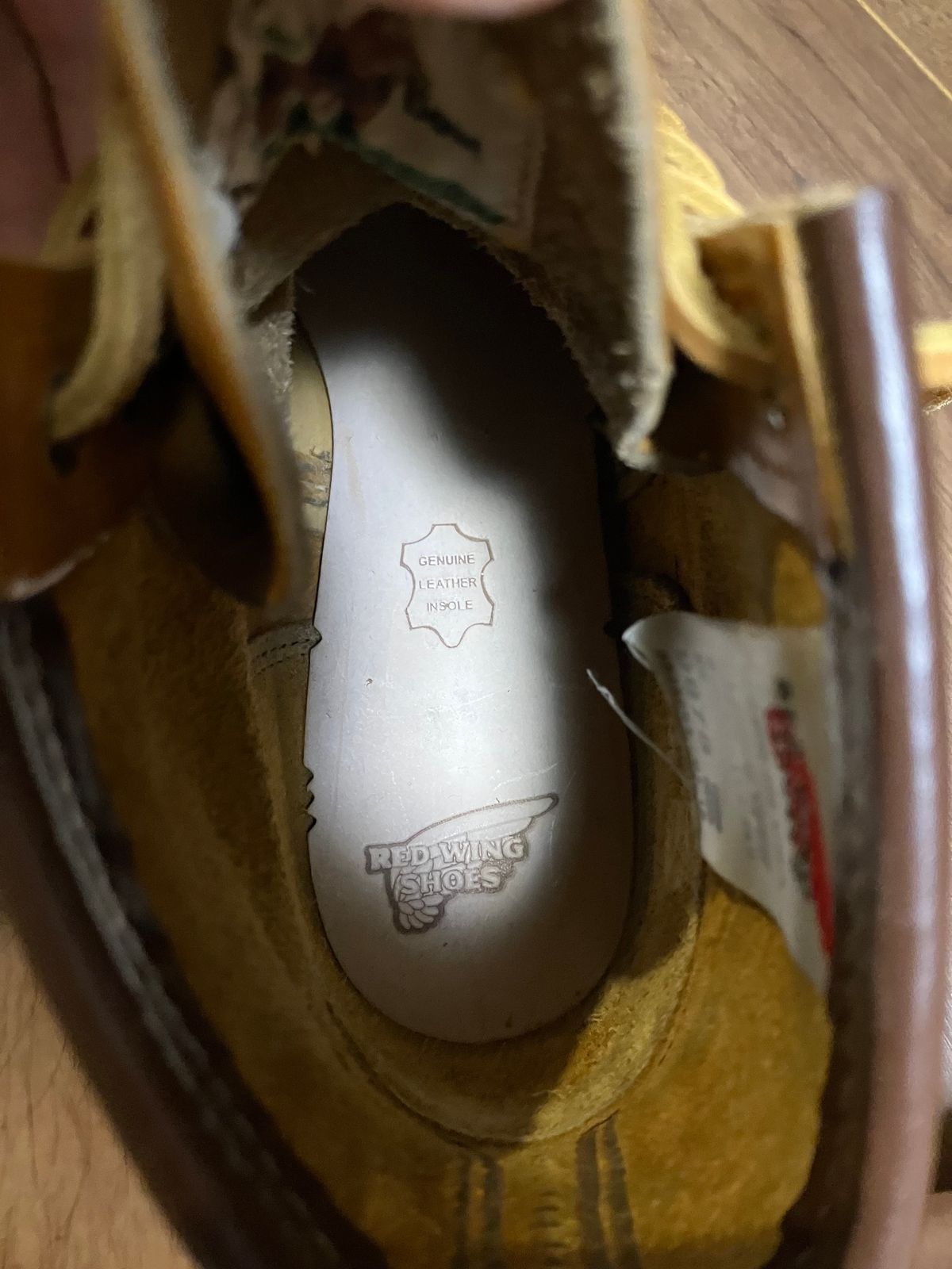 Photo by maru on September 20, 2024 of the Red Wing 6-Inch Classic Moc in S.B. Foot Sequoia Gold Russet.