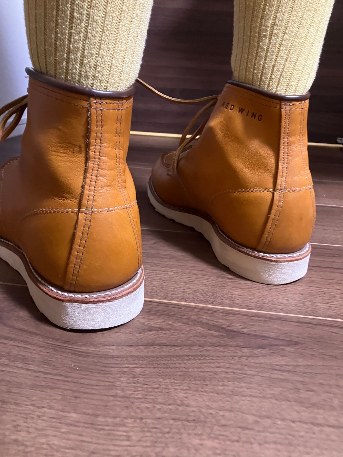 Photo by maru on September 20, 2024 of the Red Wing 6-Inch Classic Moc in S.B. Foot Sequoia Gold Russet.