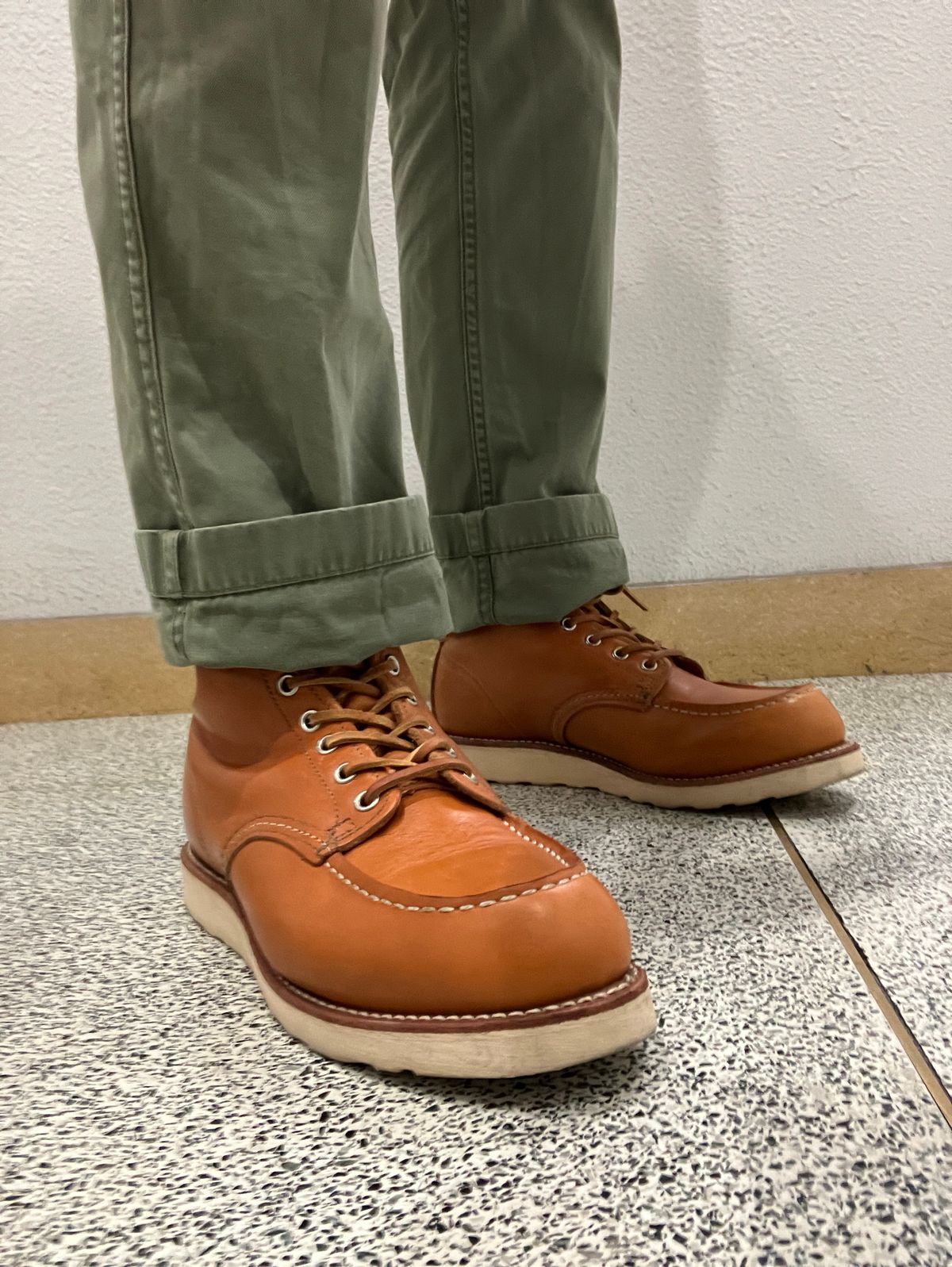 Photo by maru on December 15, 2024 of the Red Wing 6-Inch Classic Moc in S.B. Foot Sequoia Gold Russet.